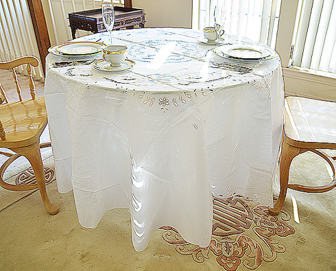 Fancy Embroidery & Cutworks 90" Round Tablecloth. White